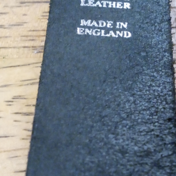 🇬🇧Express Vintage Made in England Red Belt Small,Fits 28-33,New!! Nice Gift. - Picture 15 of 15